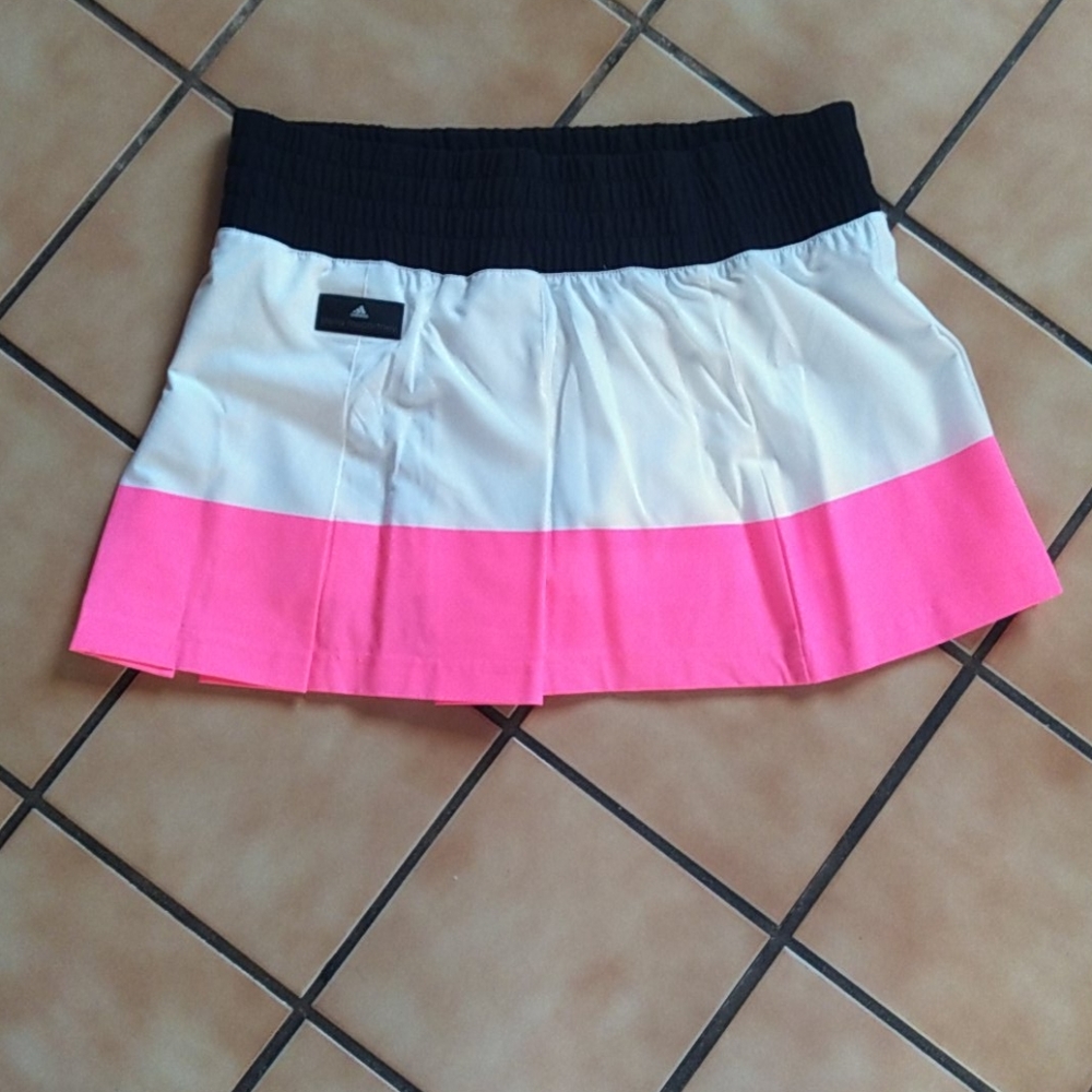 Black/White/Pink ⭐ Te Perf Skort